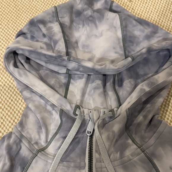 Lululemon Define Jacket with Hoody- Grey Tie-Dye Zip-Up - Picture 2 of 7